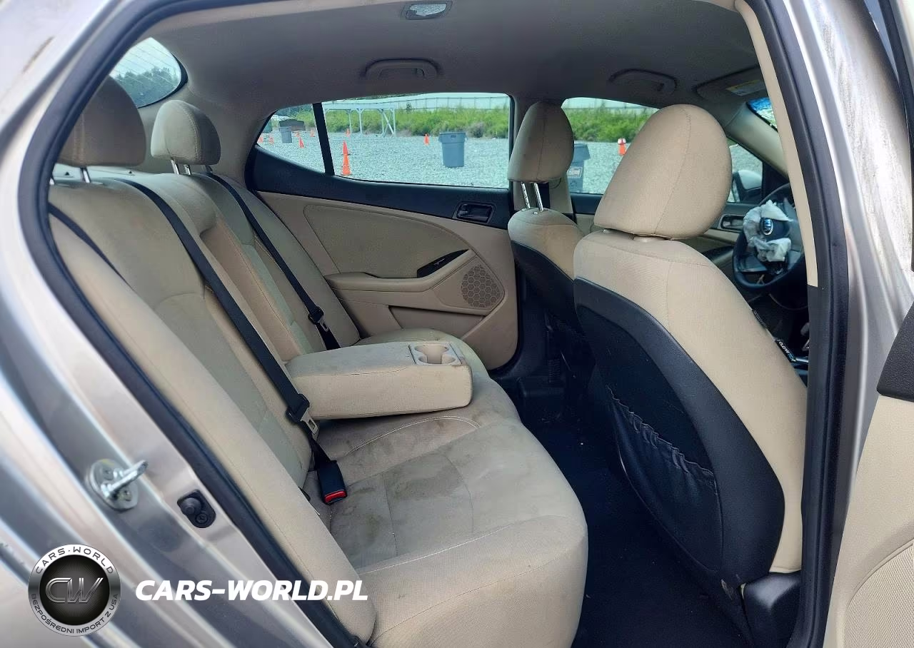 2015 Kia Optima Lx VIN:5XXGM4A73FG471427 - 10