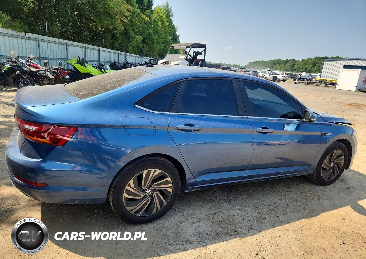 2019 Volkswagen Jetta Sel Premium VIN:3VWG57BU5KM032805 - 3
