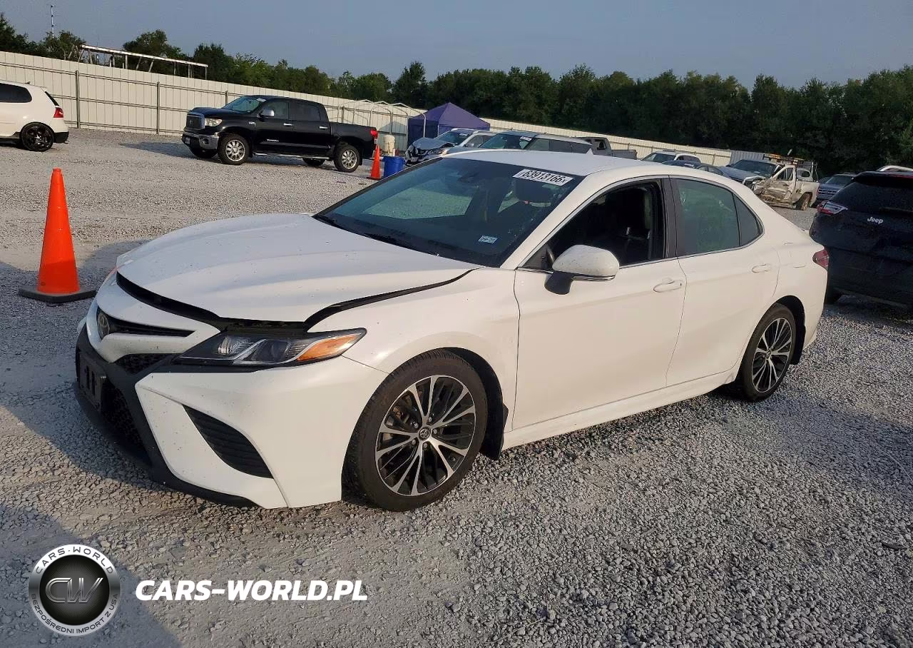 2018 Toyota Camry Se VIN:4T1B11HK7JU143390 - 2