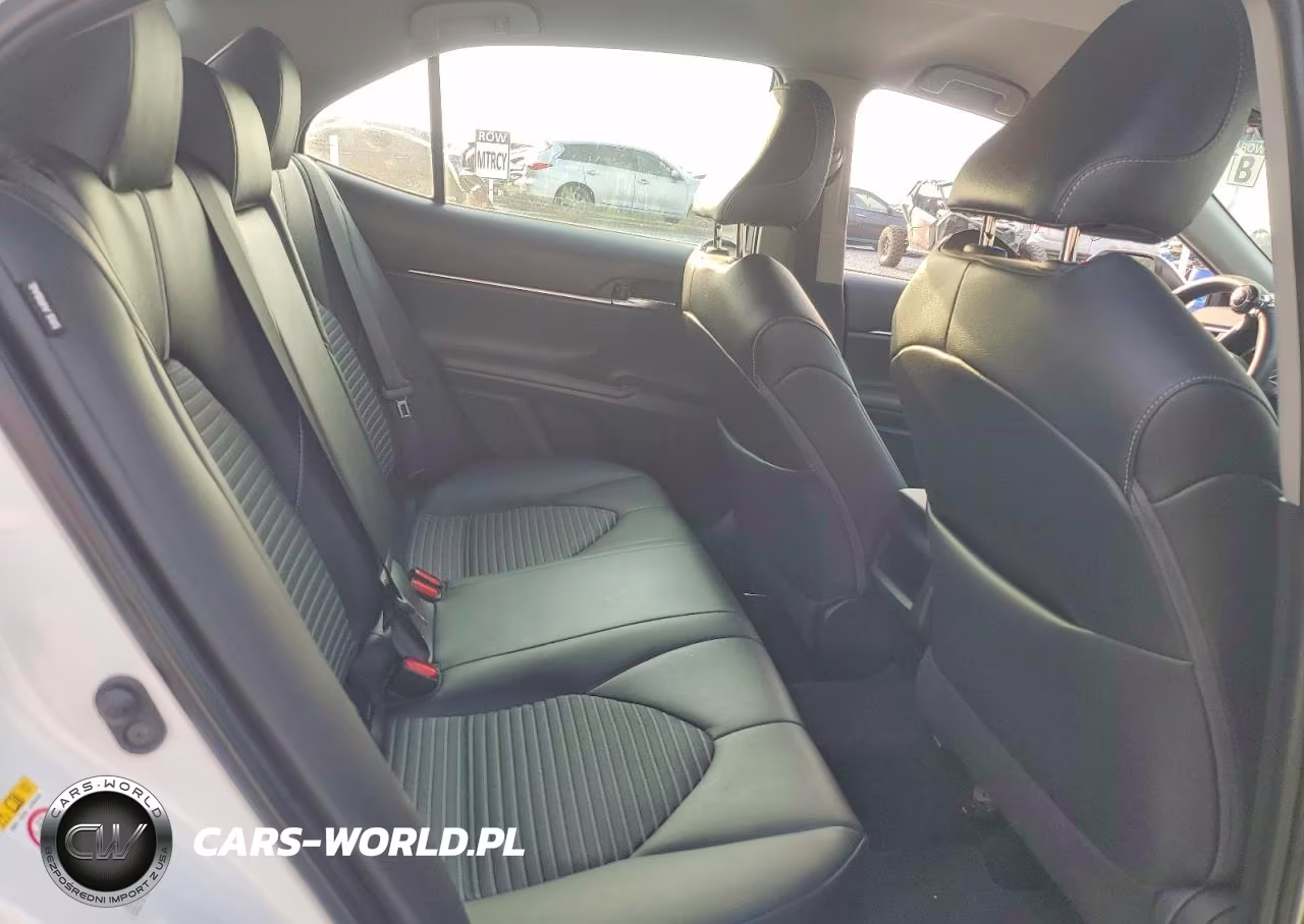2018 Toyota Camry Se VIN:4T1B11HK7JU143390 - 6