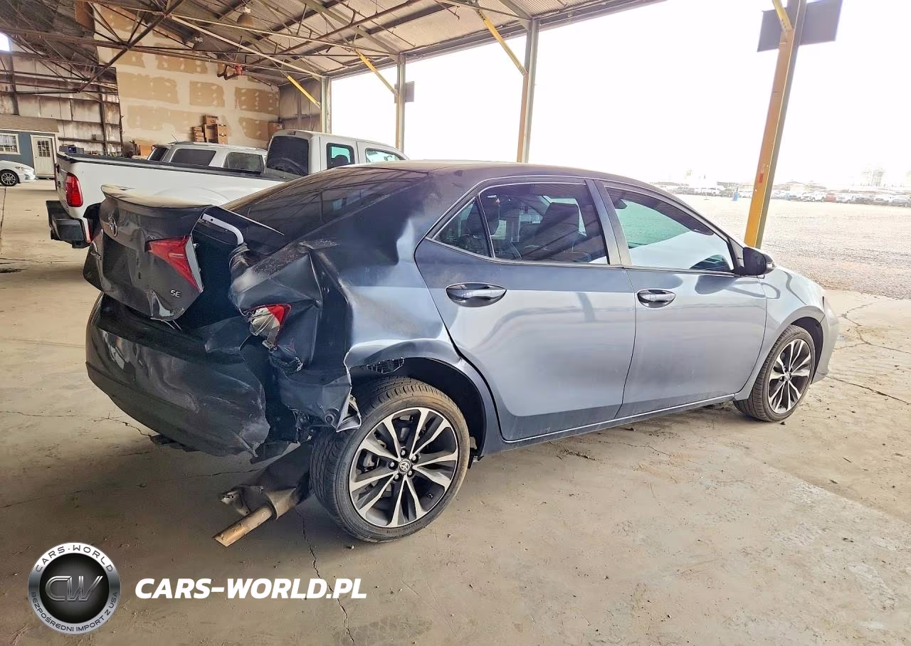 2017 Toyota Corolla Se VIN:5YFBURHE7HP573240 - 3