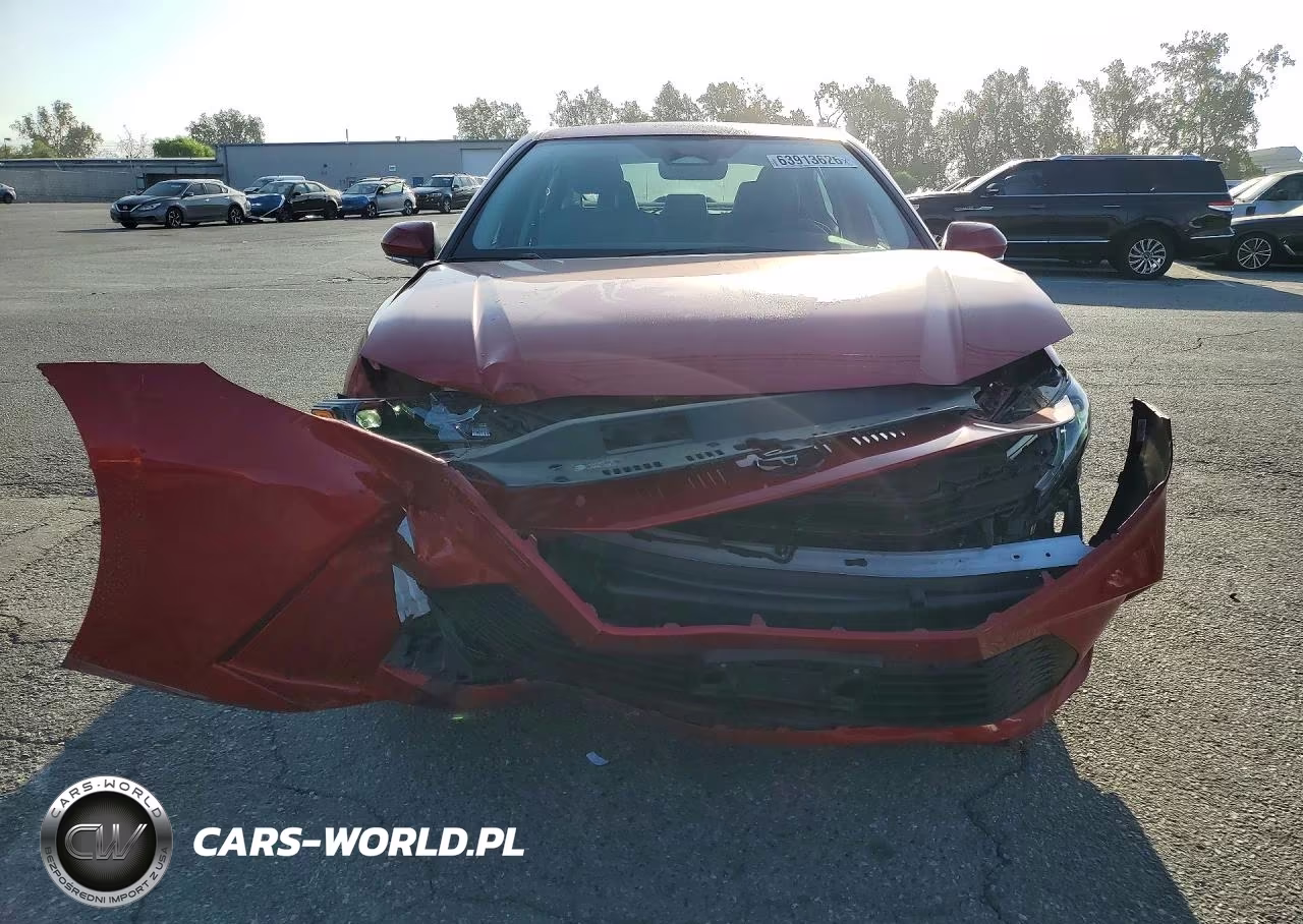 2025 Toyota Camry Le VIN:4T1DAACK9SU158684 - 5