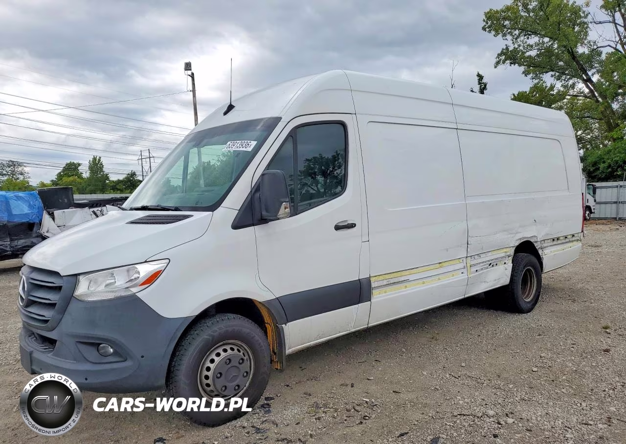 2022 Mercedes-Benz Sprinter 4500 Delivery Van VIN:W1Y9ED3Y5NT112683 - 1