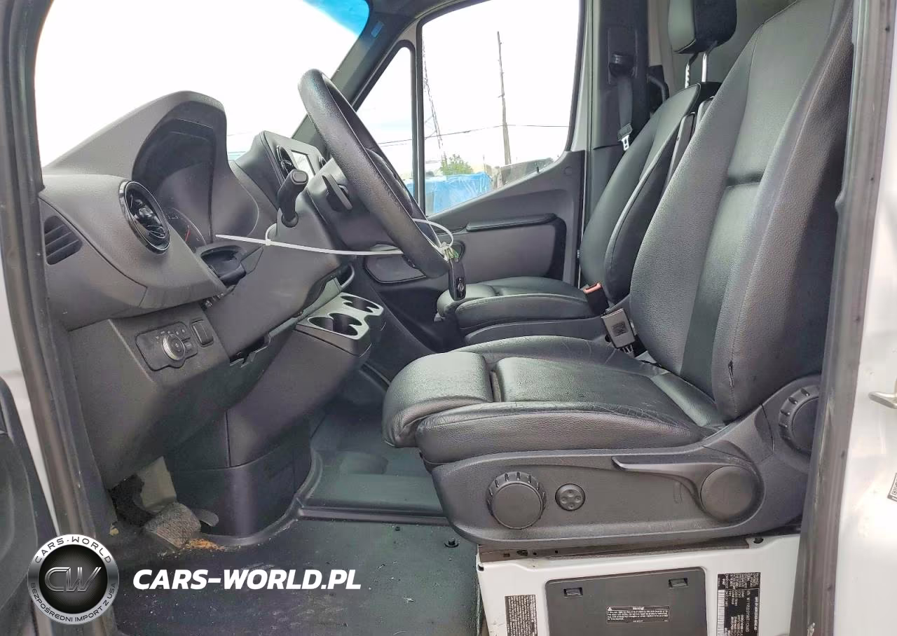 2022 Mercedes-Benz Sprinter 4500 Delivery Van VIN:W1Y9ED3Y5NT112683 - 7