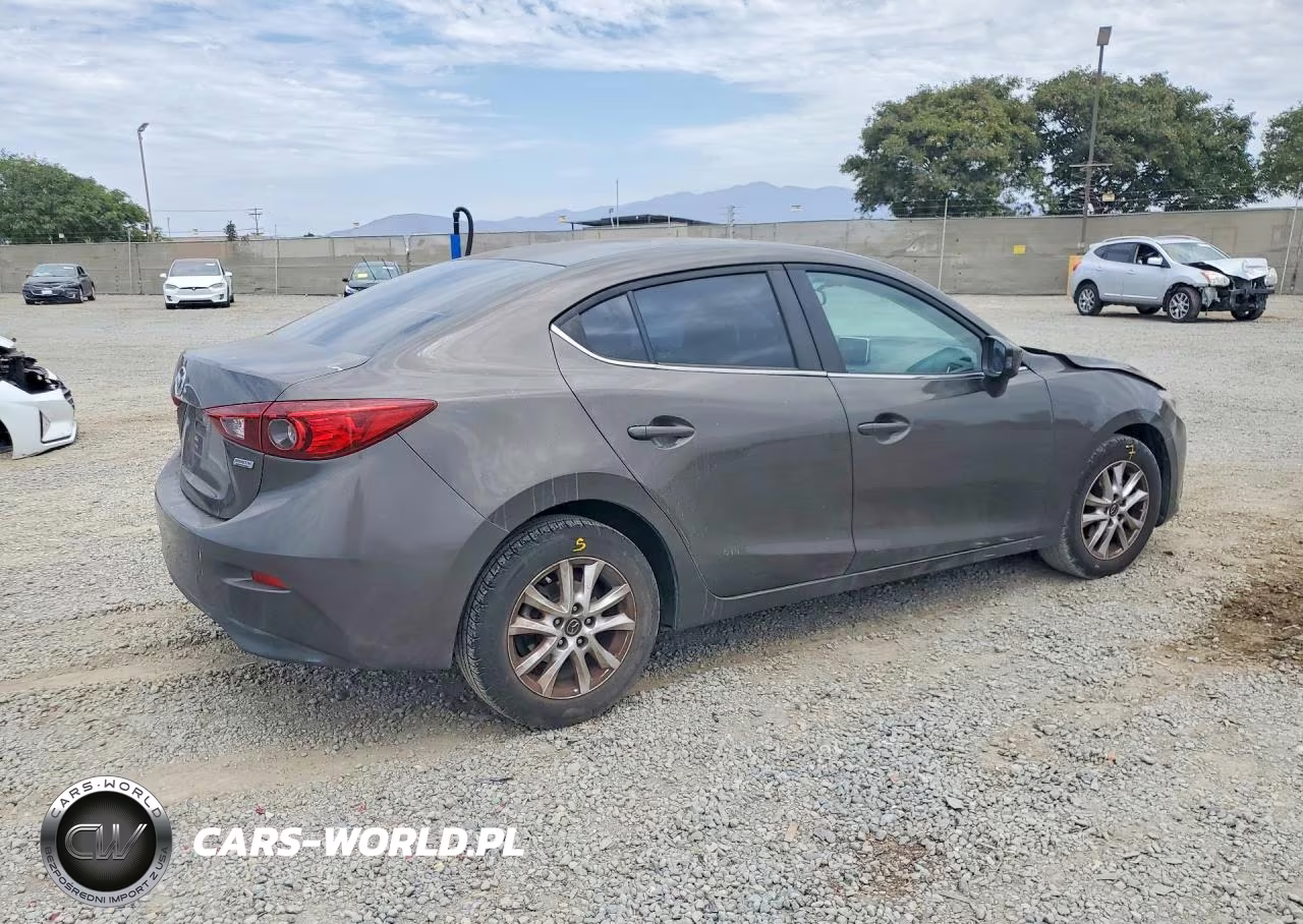 2016 Mazda 3 Sport VIN:JM1BM1U70G1306467 - 3