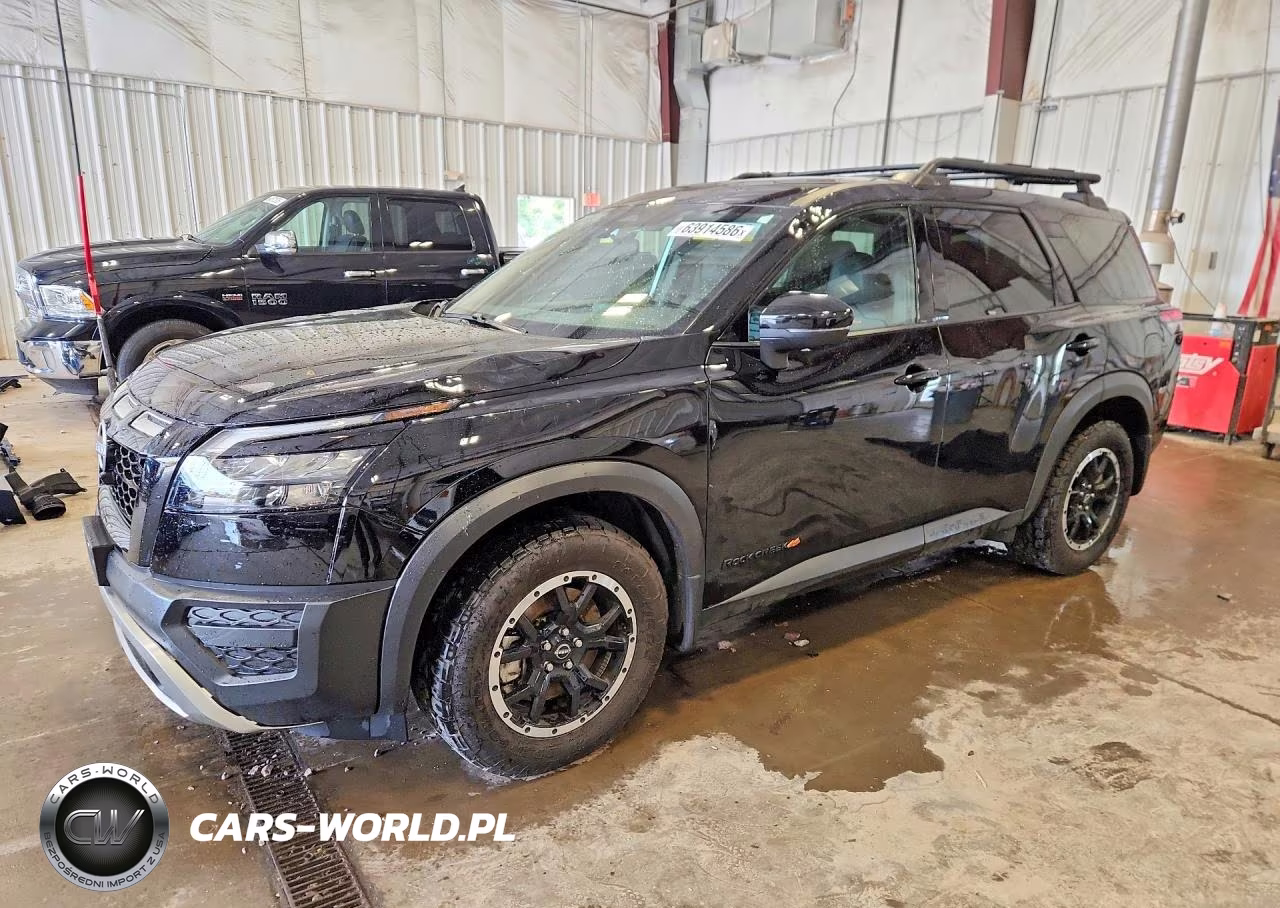 2025 Nissan Pathfinder Rock Creek