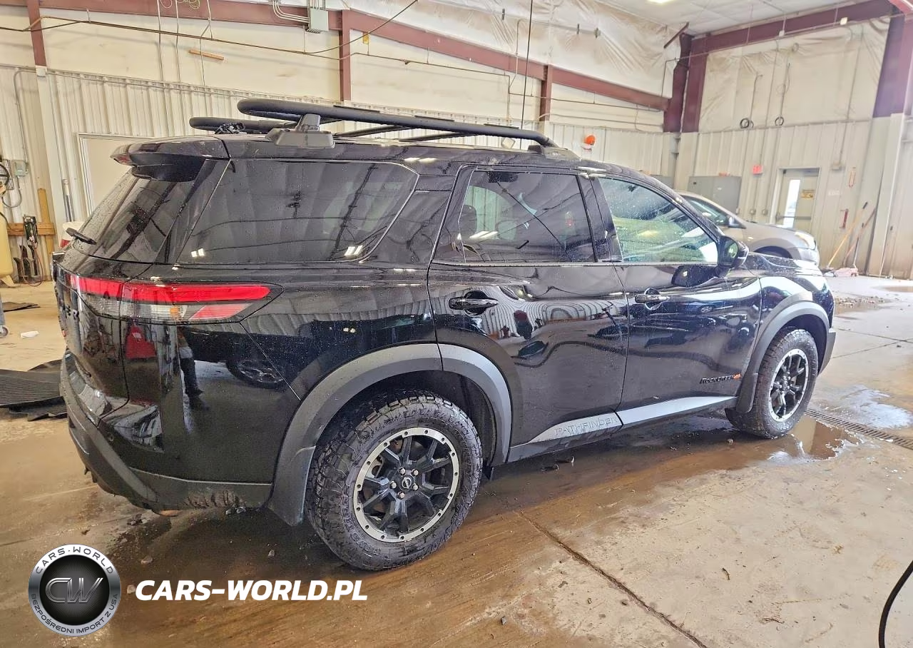 2025 Nissan Pathfinder Rock Creek VIN:5N1DR3BD6SC246332 - 3