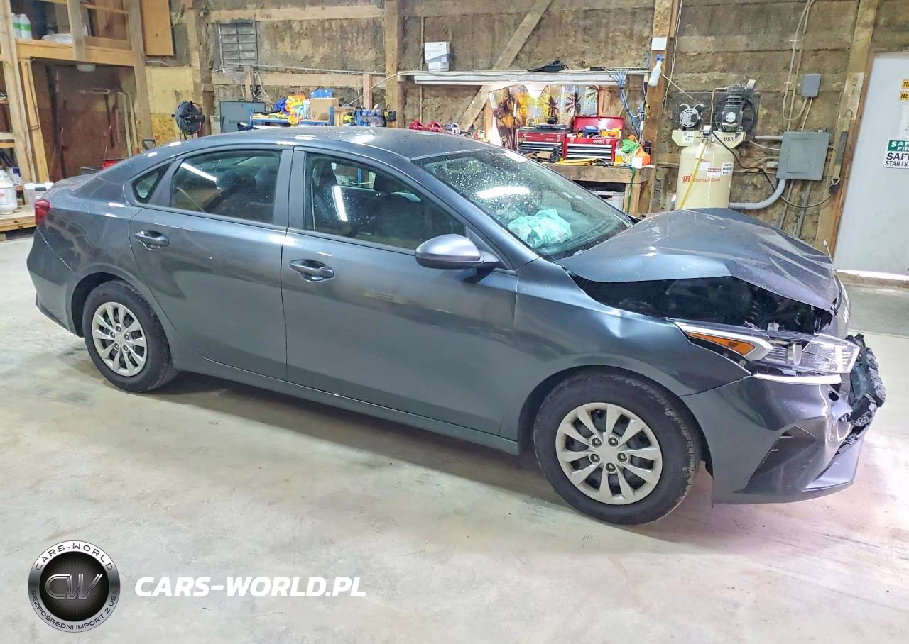 2024 Kia Forte Lx VIN:3KPF24AD0RE823335 - 4