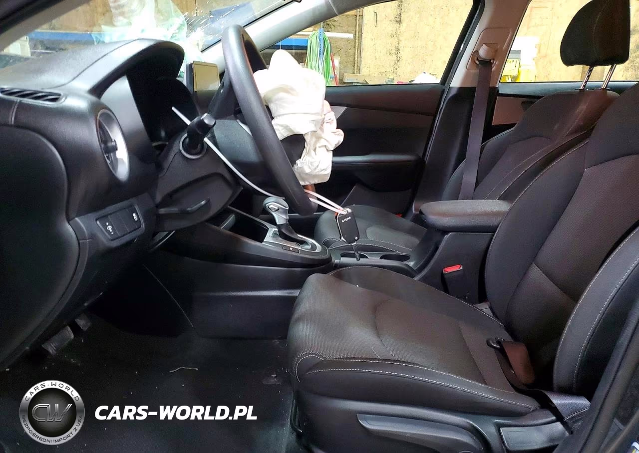 2024 Kia Forte Lx VIN:3KPF24AD0RE823335 - 7