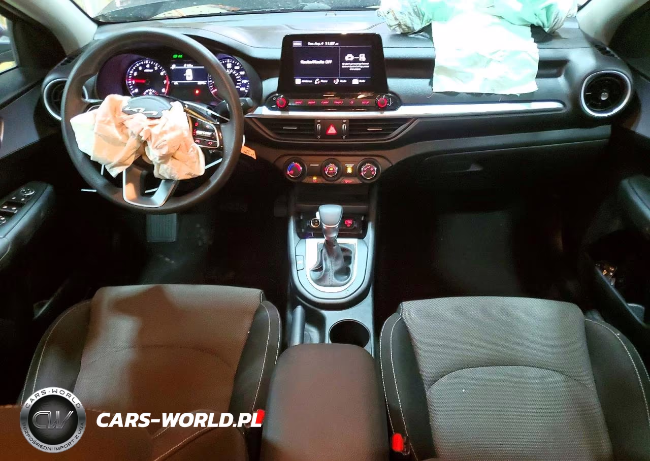 2024 Kia Forte Lx VIN:3KPF24AD0RE823335 - 8