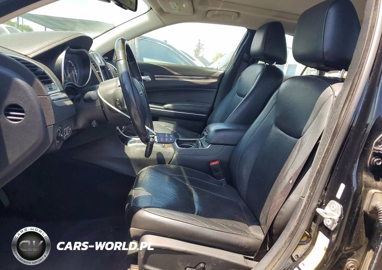 2017 Chrysler 300C VIN:2C3CCAEG7HH668003 - 7