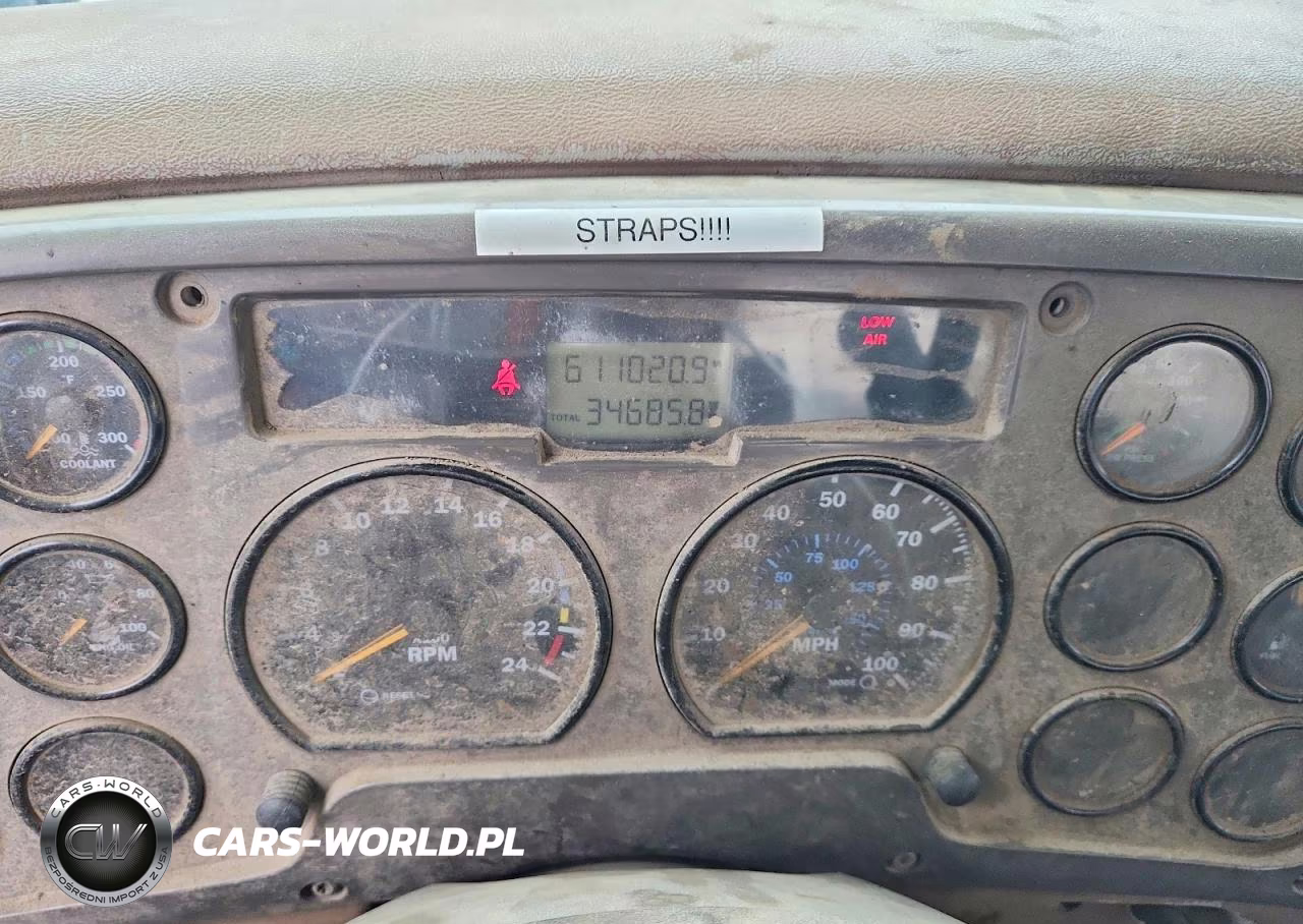 2006 Mack Cv713 Roll-Off Container Truck VIN:1M2AG11C76M041494 - 9