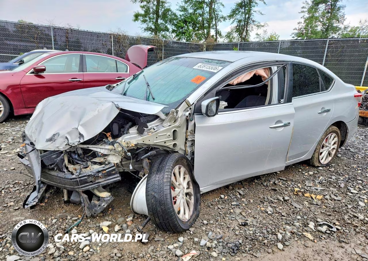 2017 Nissan Sentra S – zdjęcie 1 z 12