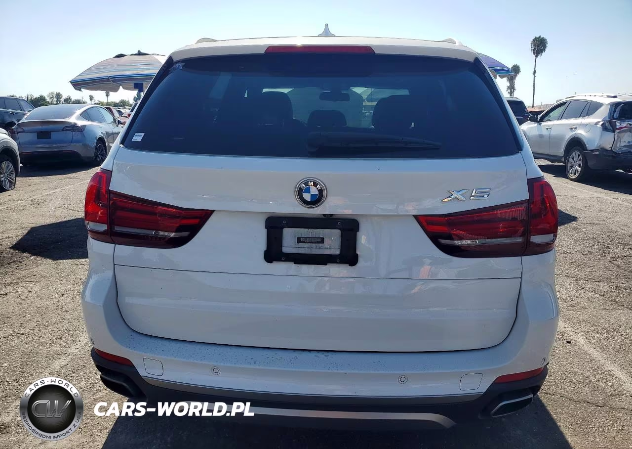 2018 BMW X5 Xdr40E VIN:5UXKT0C50J0W00573 - 6