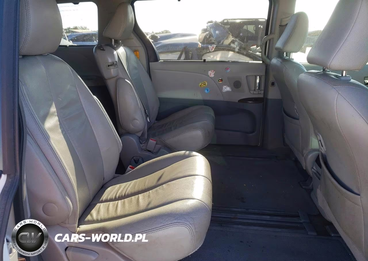2014 Toyota Sienna Xle 8-Passenger VIN:5TDYK3DC7ES448114 - 11