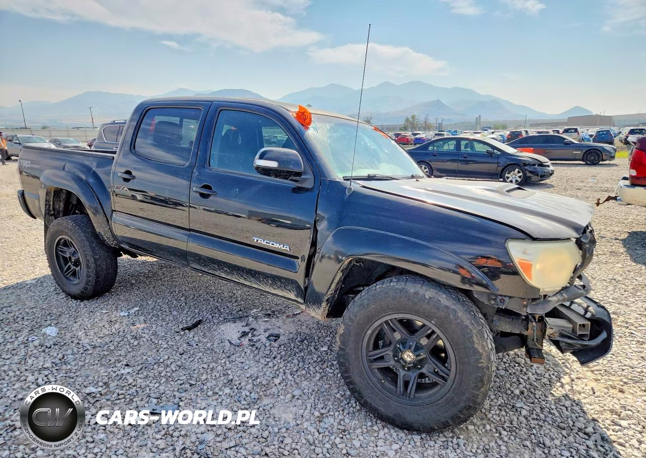2014 Toyota Tacoma V6 VIN:3TMLU4EN6EM140992 - 4