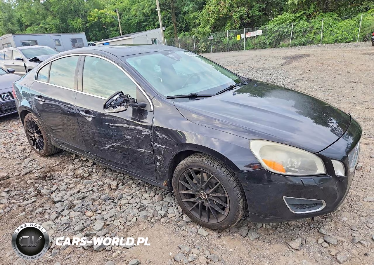 2011 Volvo S60 T6 VIN:YV1902FH2B2016248 - 4