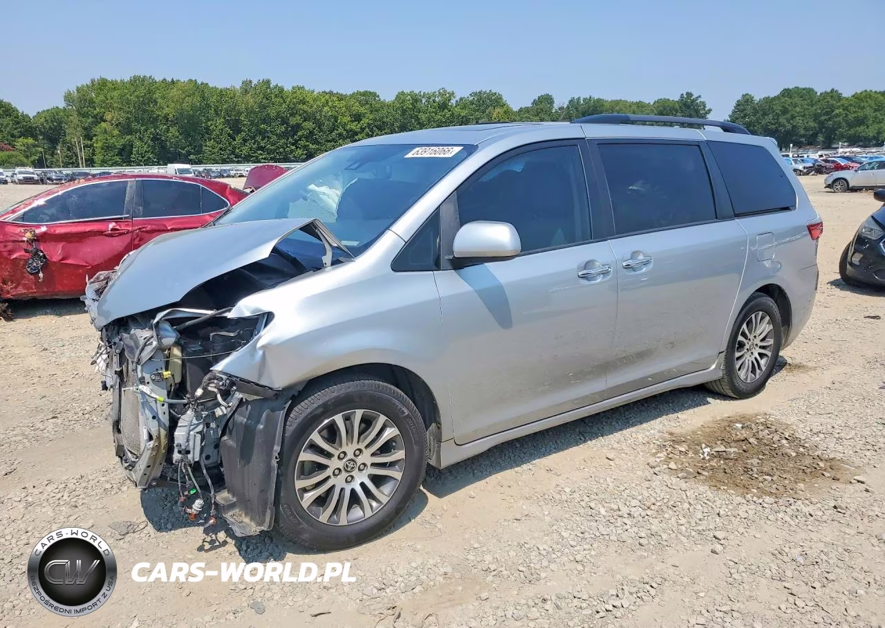 2020 Toyota Sienna Xle 8-Passenger