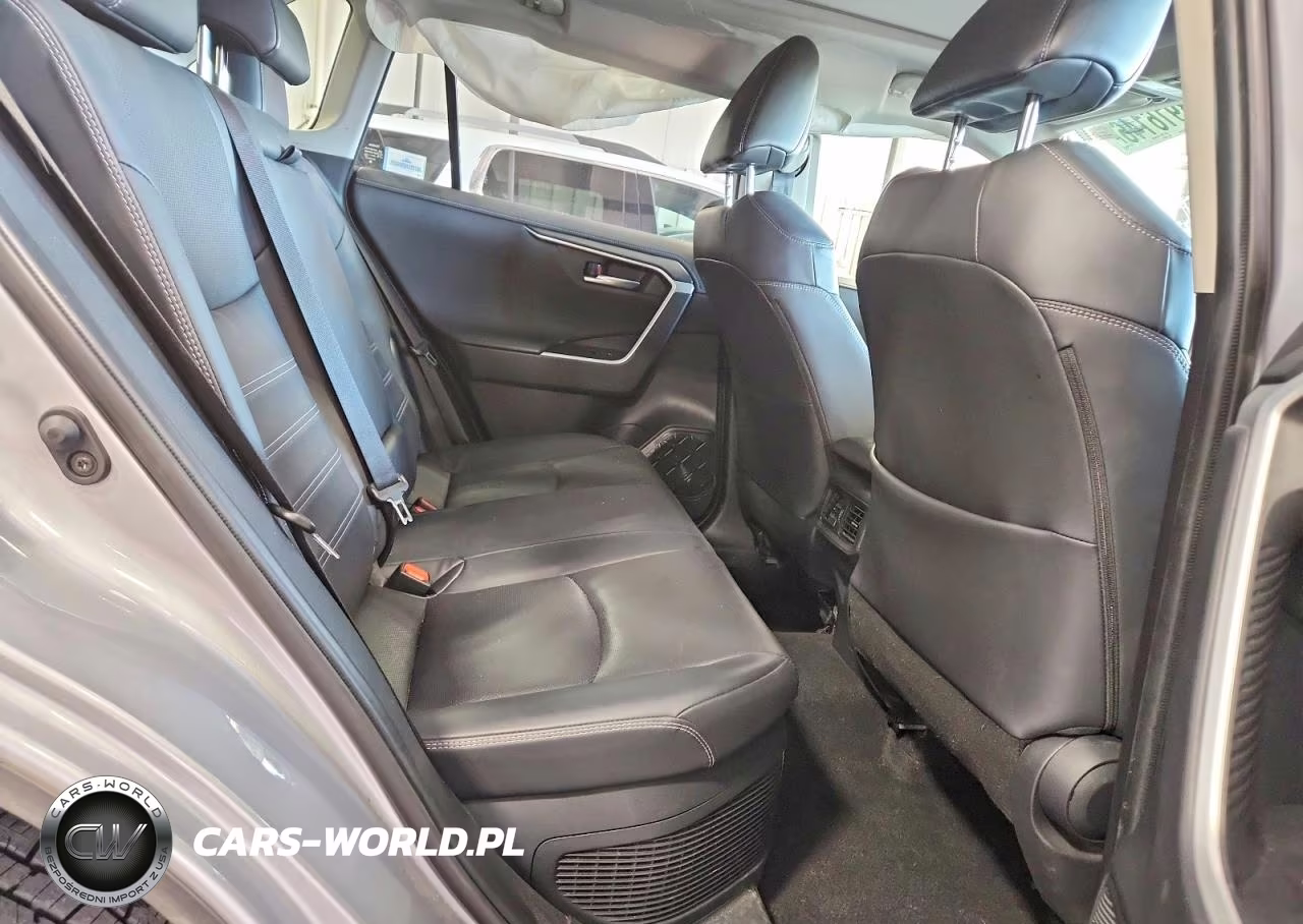 2020 Toyota Rav4 Limited VIN:JTMDWRFV3LD536378 - 11