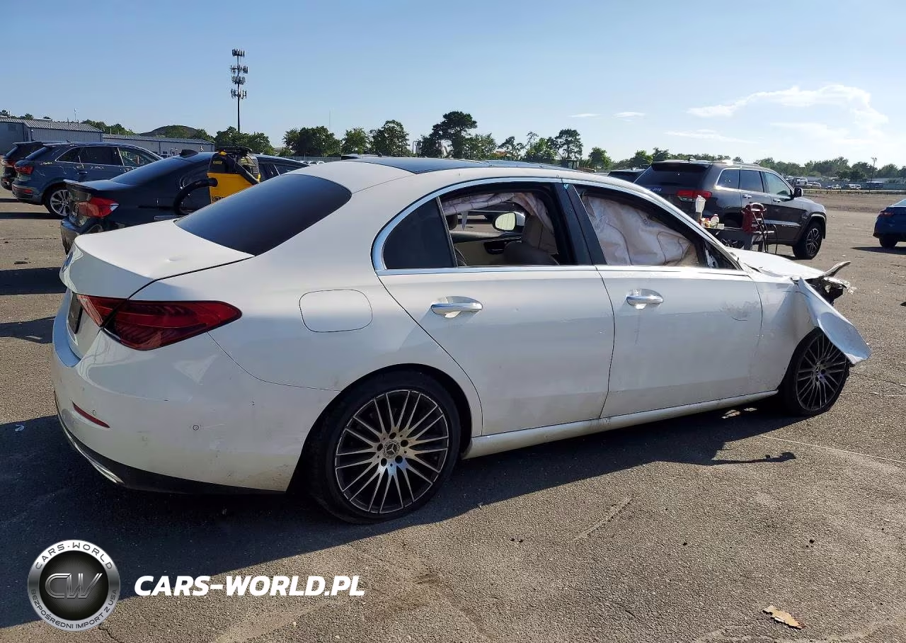 2025 Mercedes-Benz C 300 4Matic VIN:W1KAF4HBXSR242086 - 3