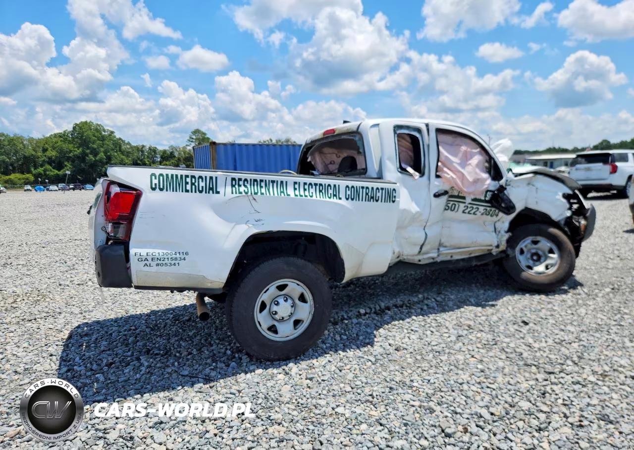 2018 Toyota Tacoma Sr VIN:5TFRX5GN4JX132155 - 3