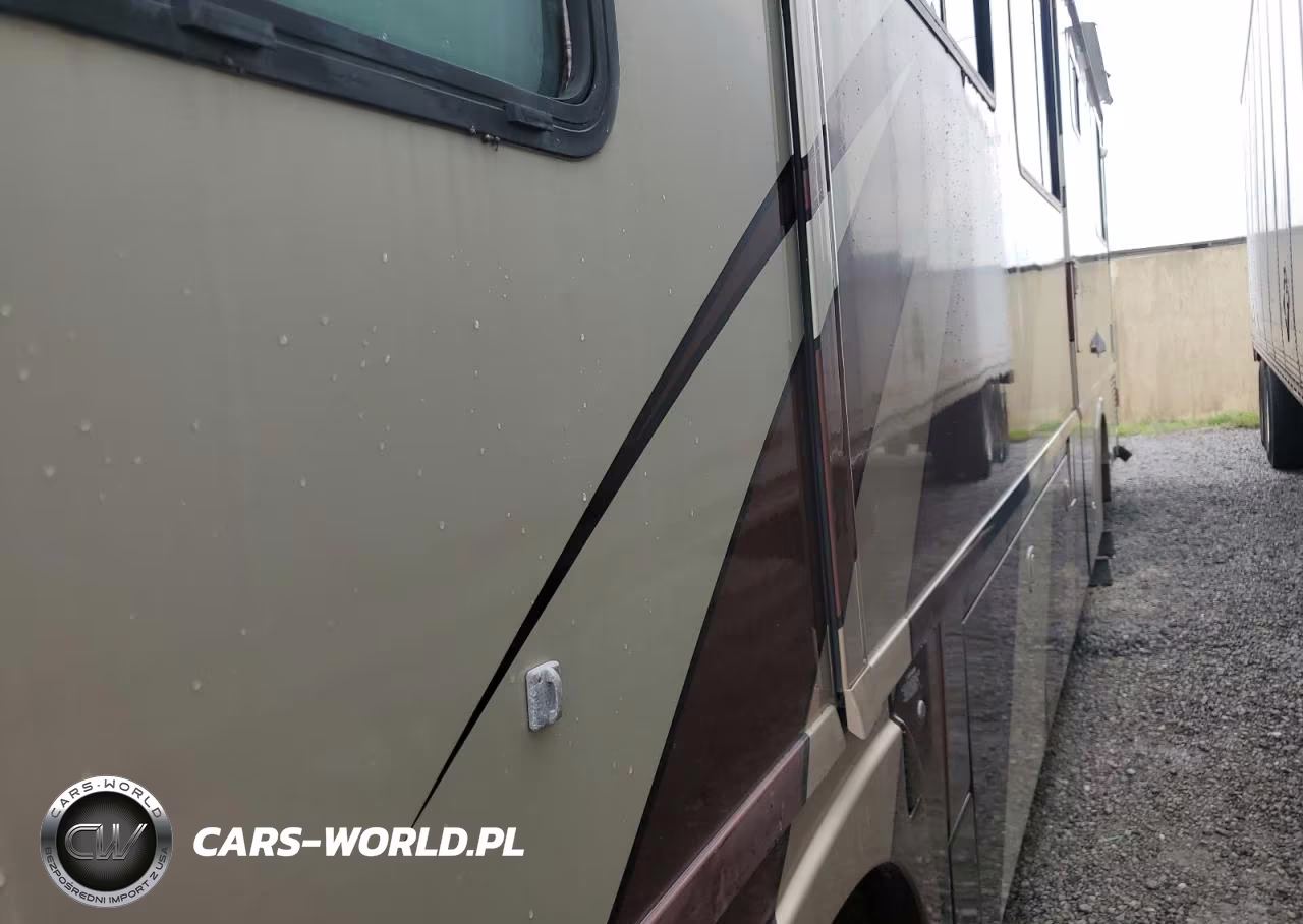 2008 Freightliner Chassis X Line Motor Home VIN:4UZACJDT08CZ55523 - 9