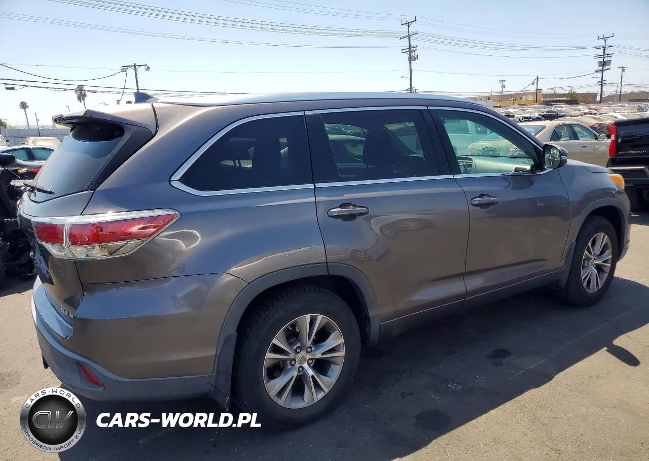 2014 Toyota Highlander Xle VIN:5TDJKRFH6ES018393 - 3