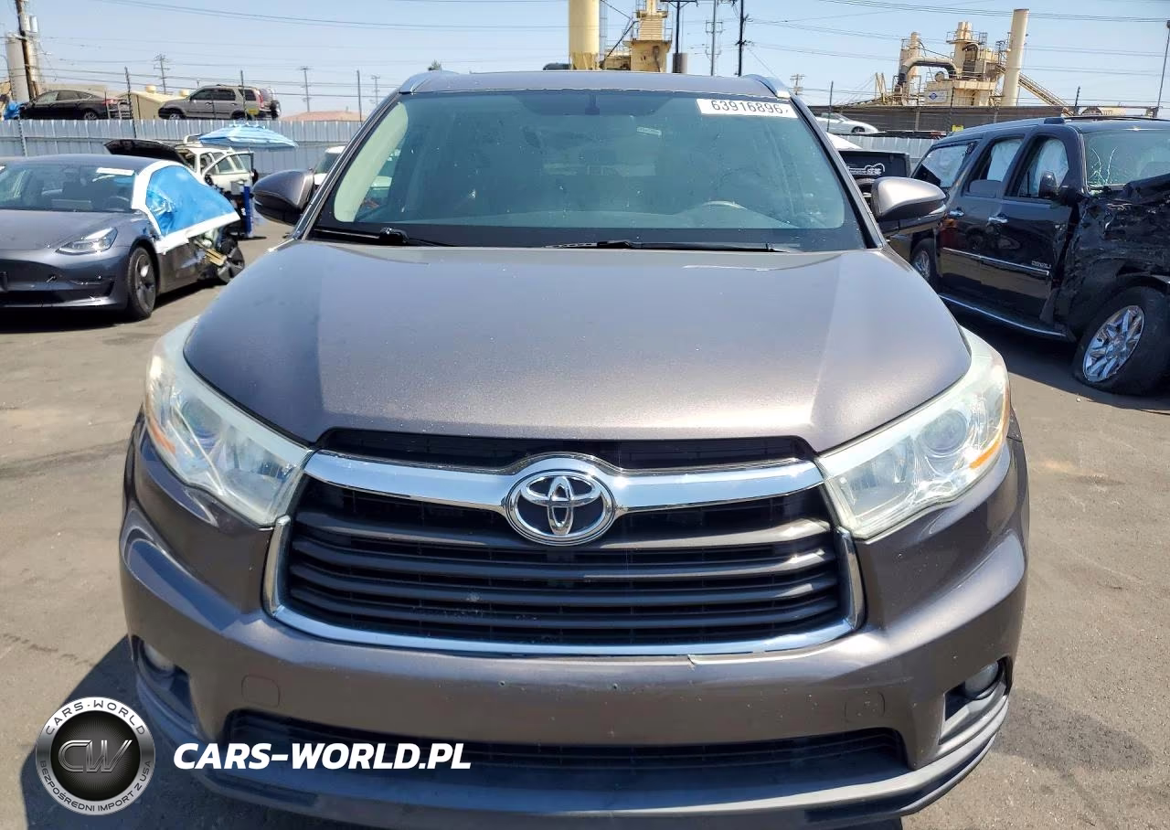2014 Toyota Highlander Xle VIN:5TDJKRFH6ES018393 - 5