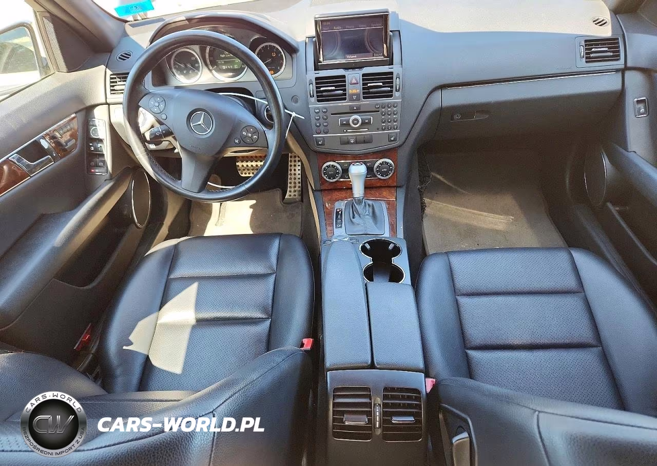 2010 Mercedes-Benz C 300 4Matic VIN:WDDGF8BB9AF413484 - 8