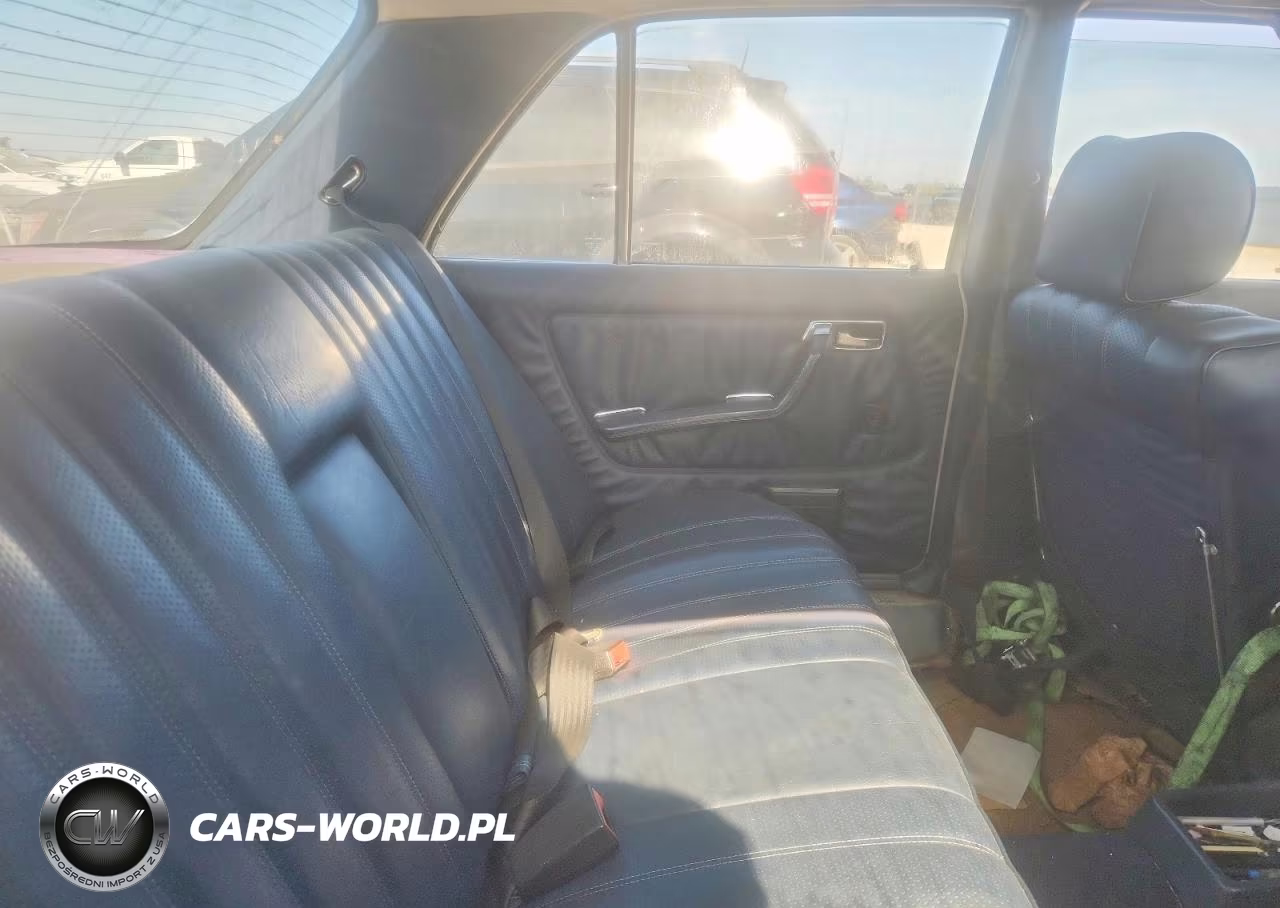 1980 Mercedes-Benz 300-Class VIN:WDBAB33A6CB004307 - 10