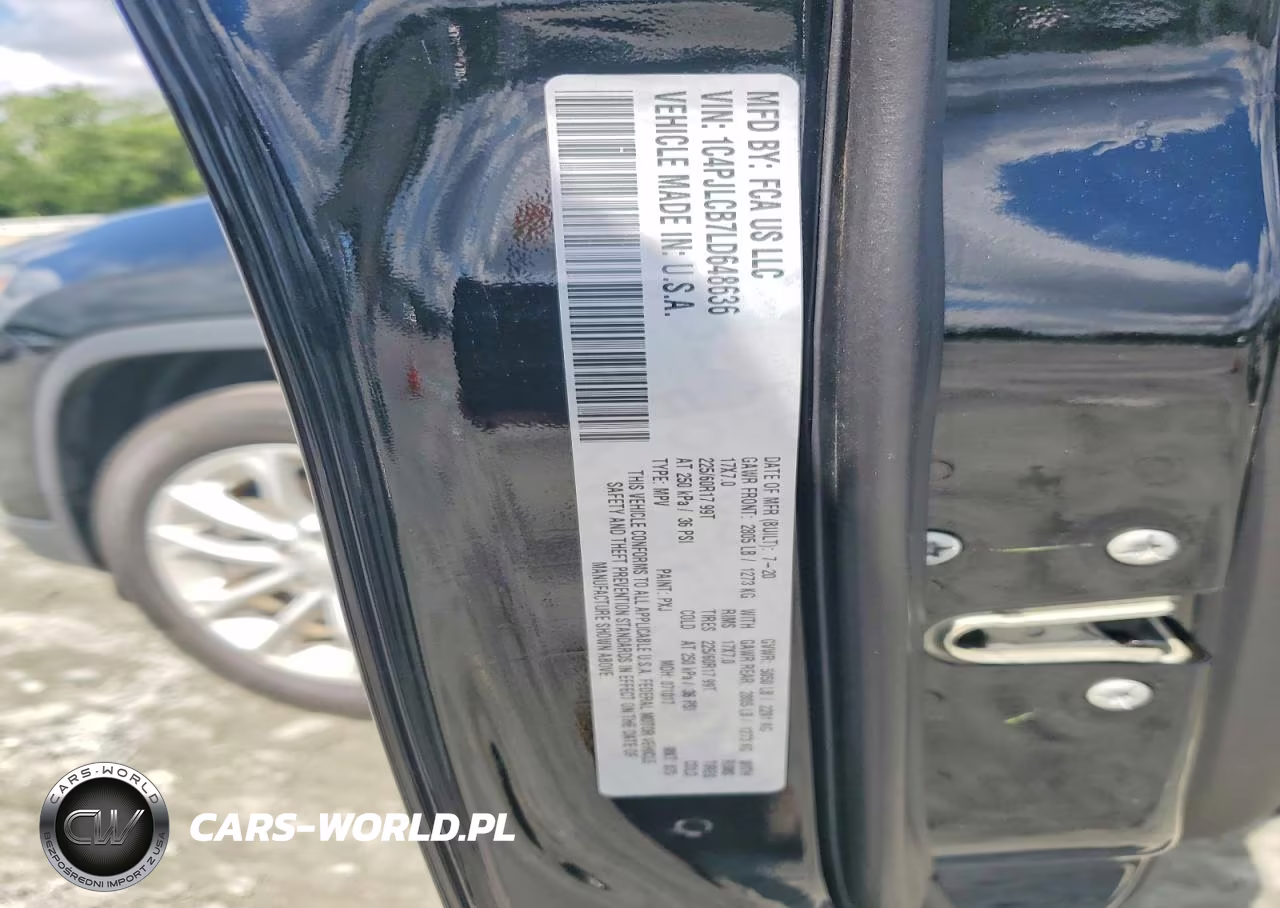 2020 Jeep Cherokee Latitude VIN:1C4PJLCB7LD648636 - 13