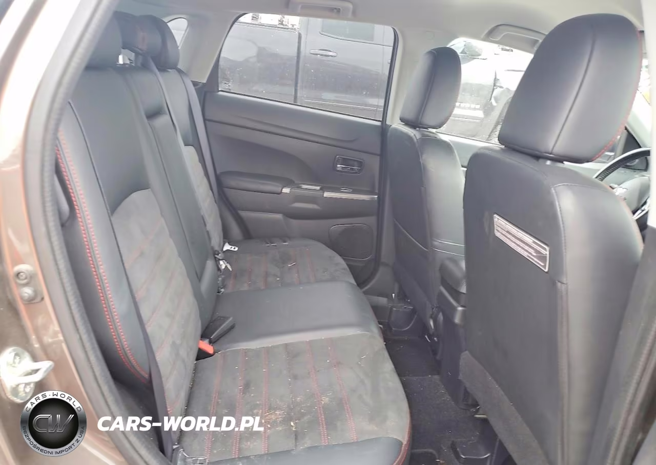 2018 Mitsubishi Outlander Sport Es VIN:JA4AP3AW7JZ016143 - 10