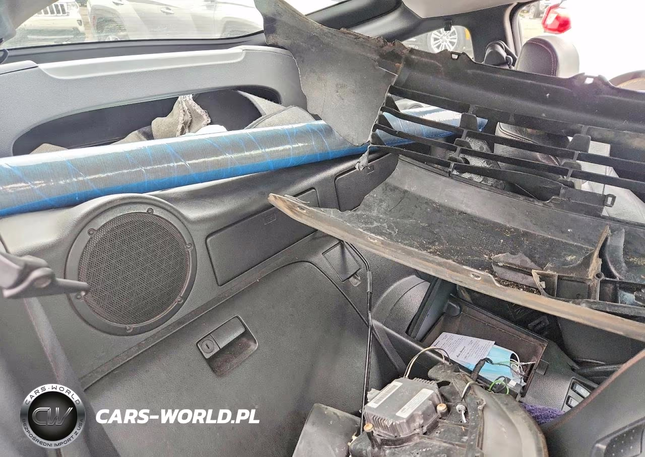 2005 Nissan 350Z Base VIN:JN1AZ34D45M604792 - 10