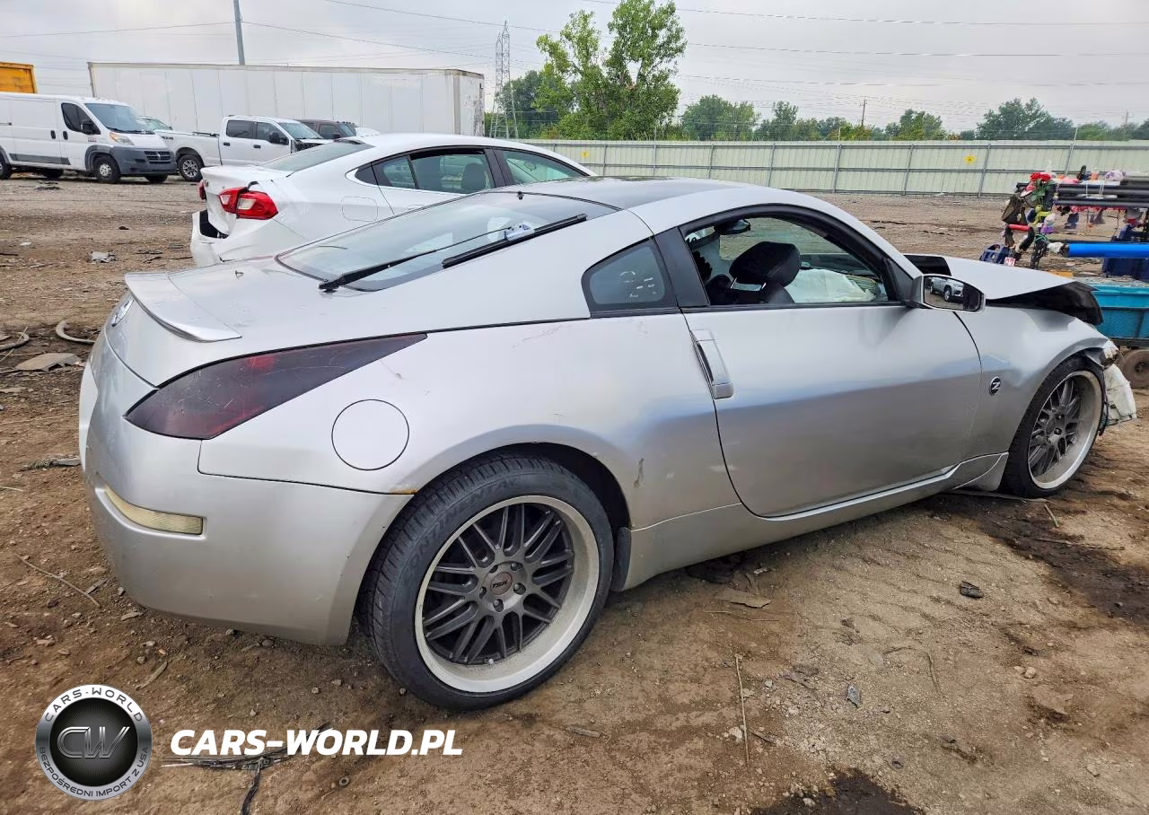2005 Nissan 350Z Base VIN:JN1AZ34D45M604792 - 3
