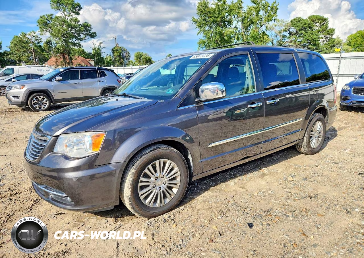 2016 Chrysler Town & Country Touring L – zdjęcie 1 z 13