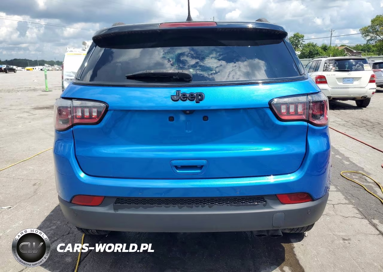 2019 Jeep Compass Latitude VIN:3C4NJCBB0KT763080 - 6