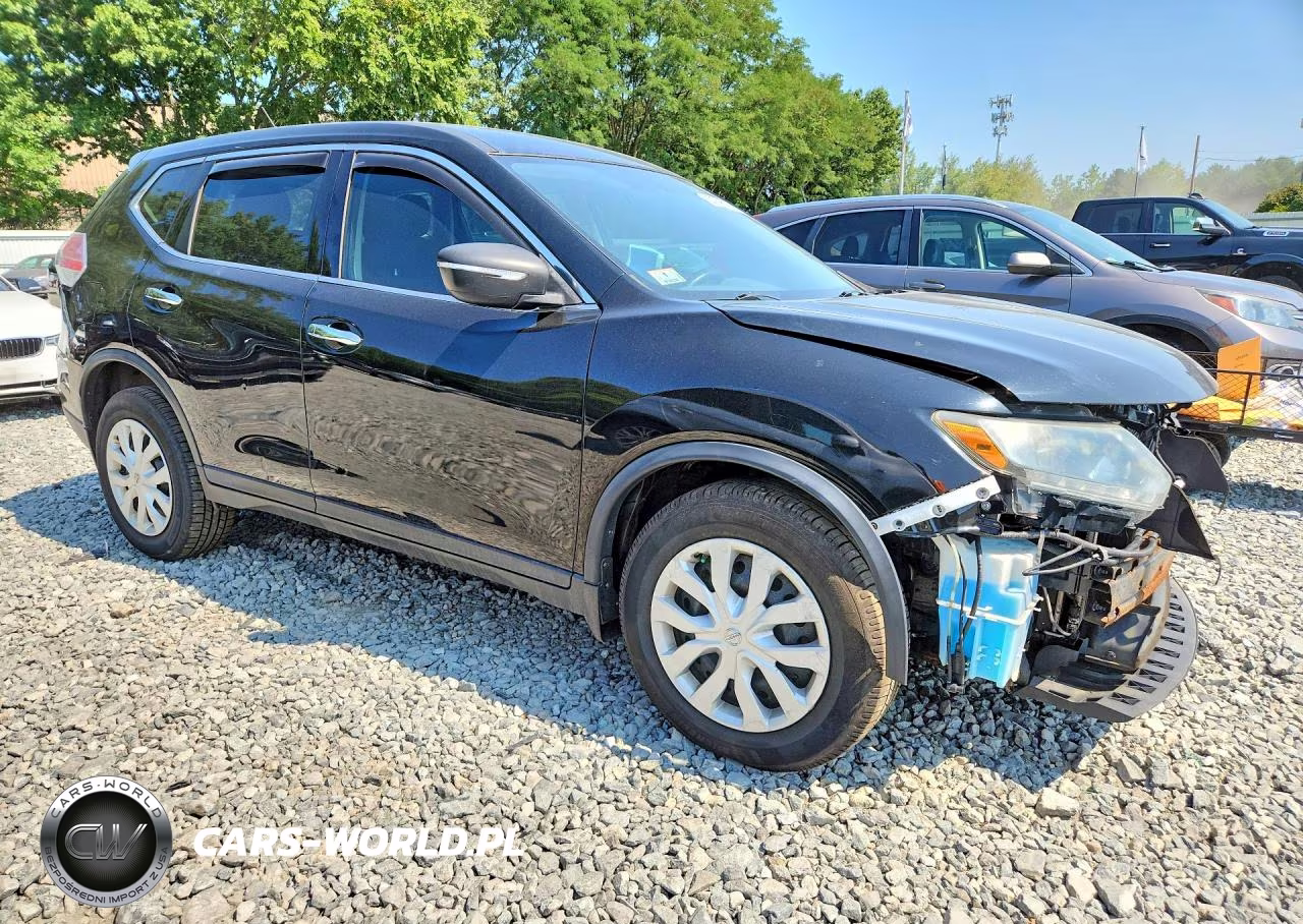 2015 Nissan Rogue S VIN:KNMAT2MV0FP581366 - 4