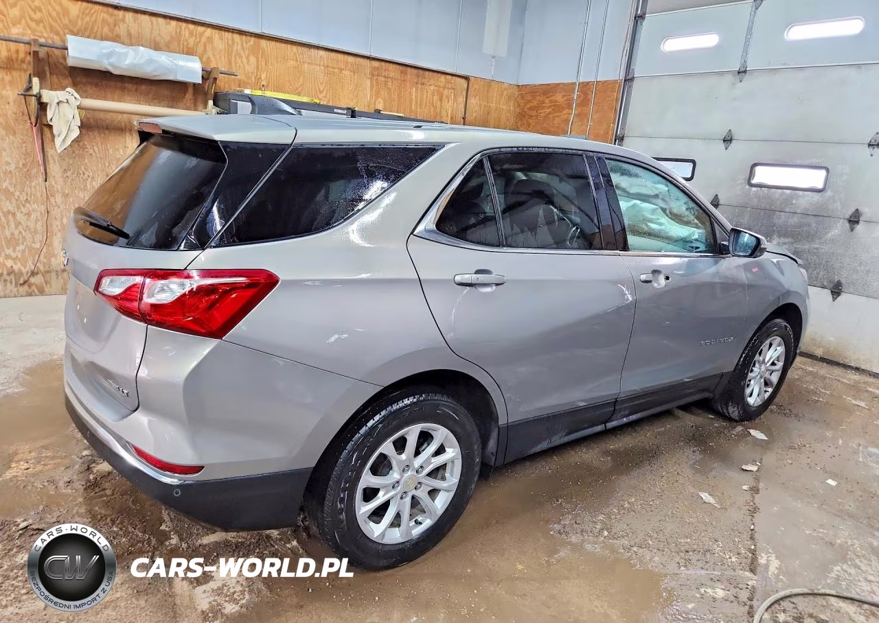 2019 Chevrolet Equinox Lt VIN:3GNAXUEV2KS572878 - 3