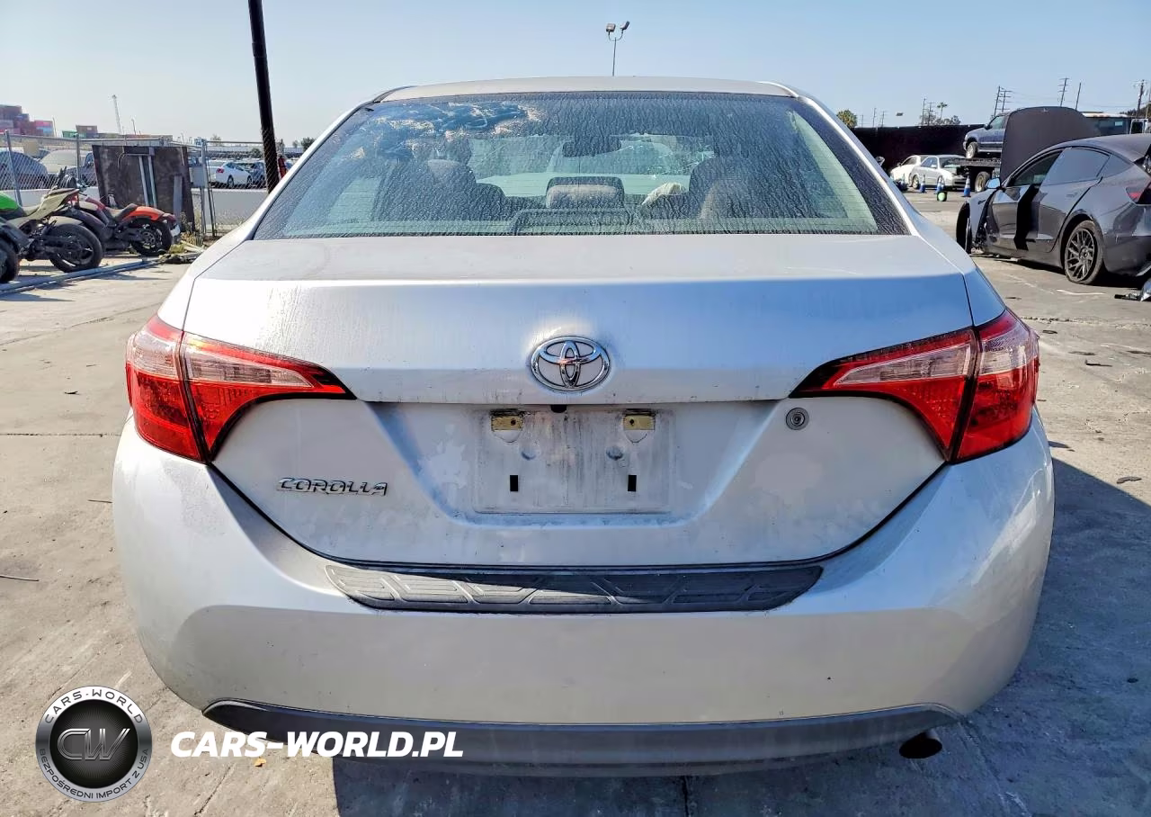 2017 Toyota Corolla L VIN:5YFBURHEXHP713152 - 6