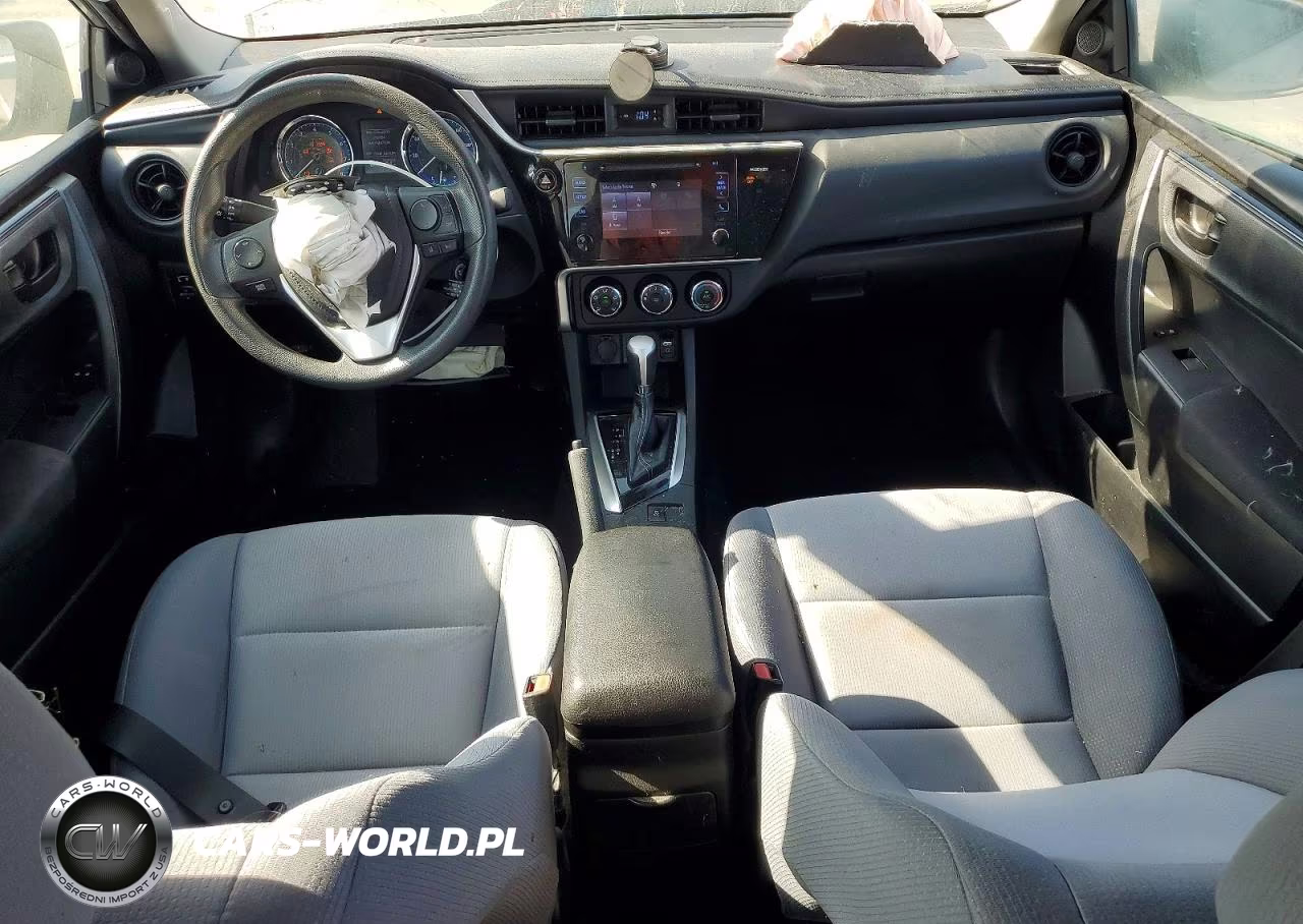 2017 Toyota Corolla L VIN:5YFBURHEXHP713152 - 8