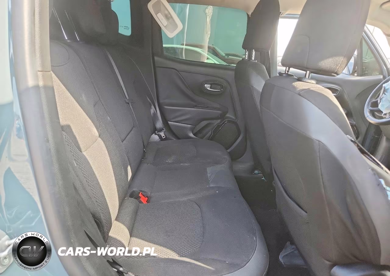 2018 Jeep Renegade Latitude VIN:ZACCJABB6JPH92391 - 10