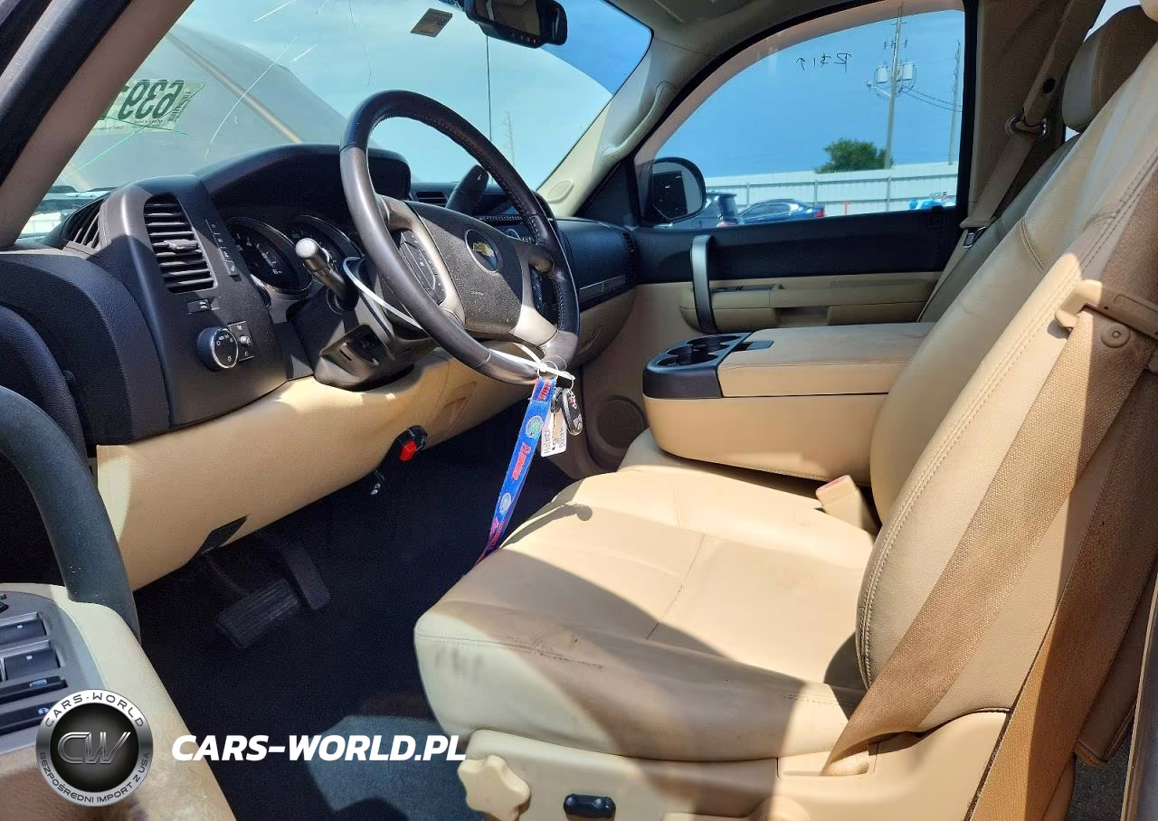 2008 Chevrolet Silverado C1500 VIN:2GCEC19J681128970 - 7