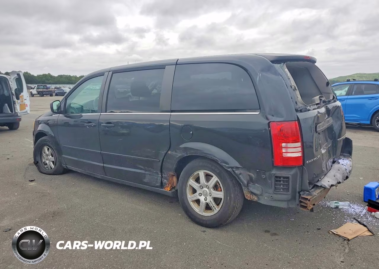 2010 Chrysler Town & Country Lx VIN:2A4RR2D17AR414678 - 2