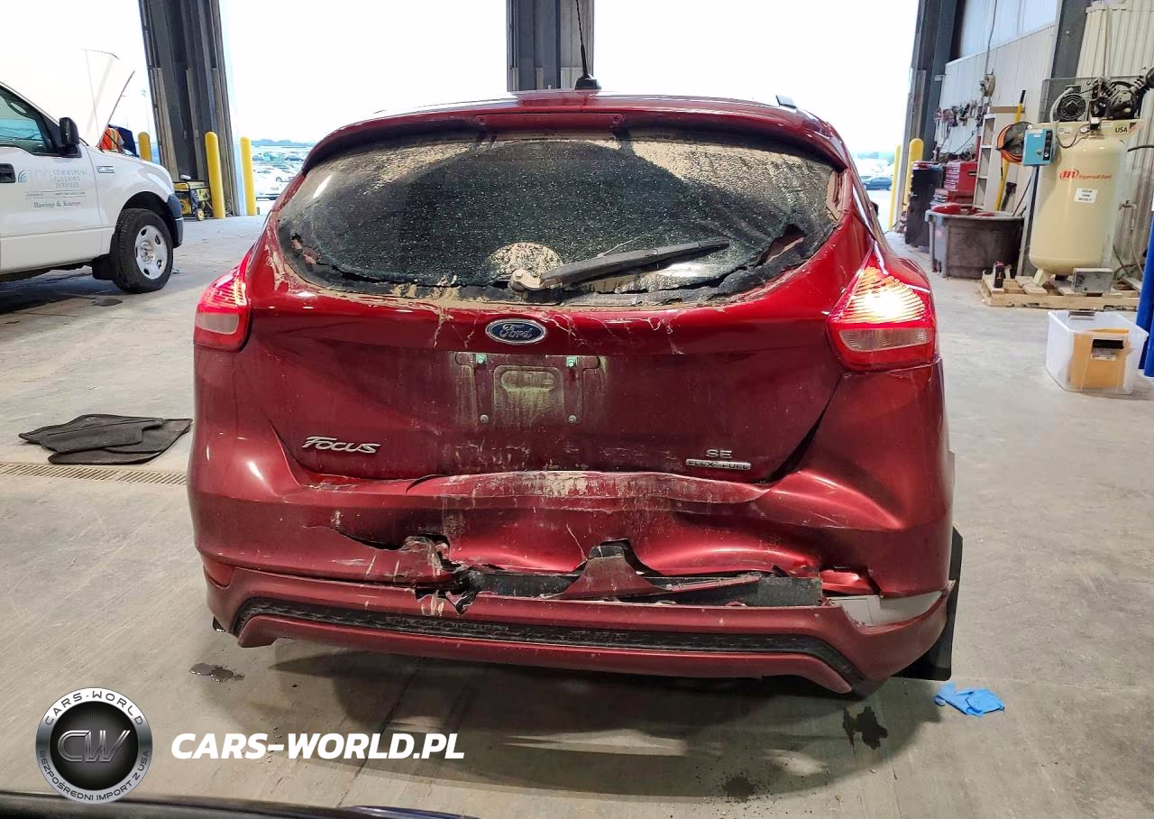 2016 Ford Focus Se VIN:1FADP3K27GL360409 - 6