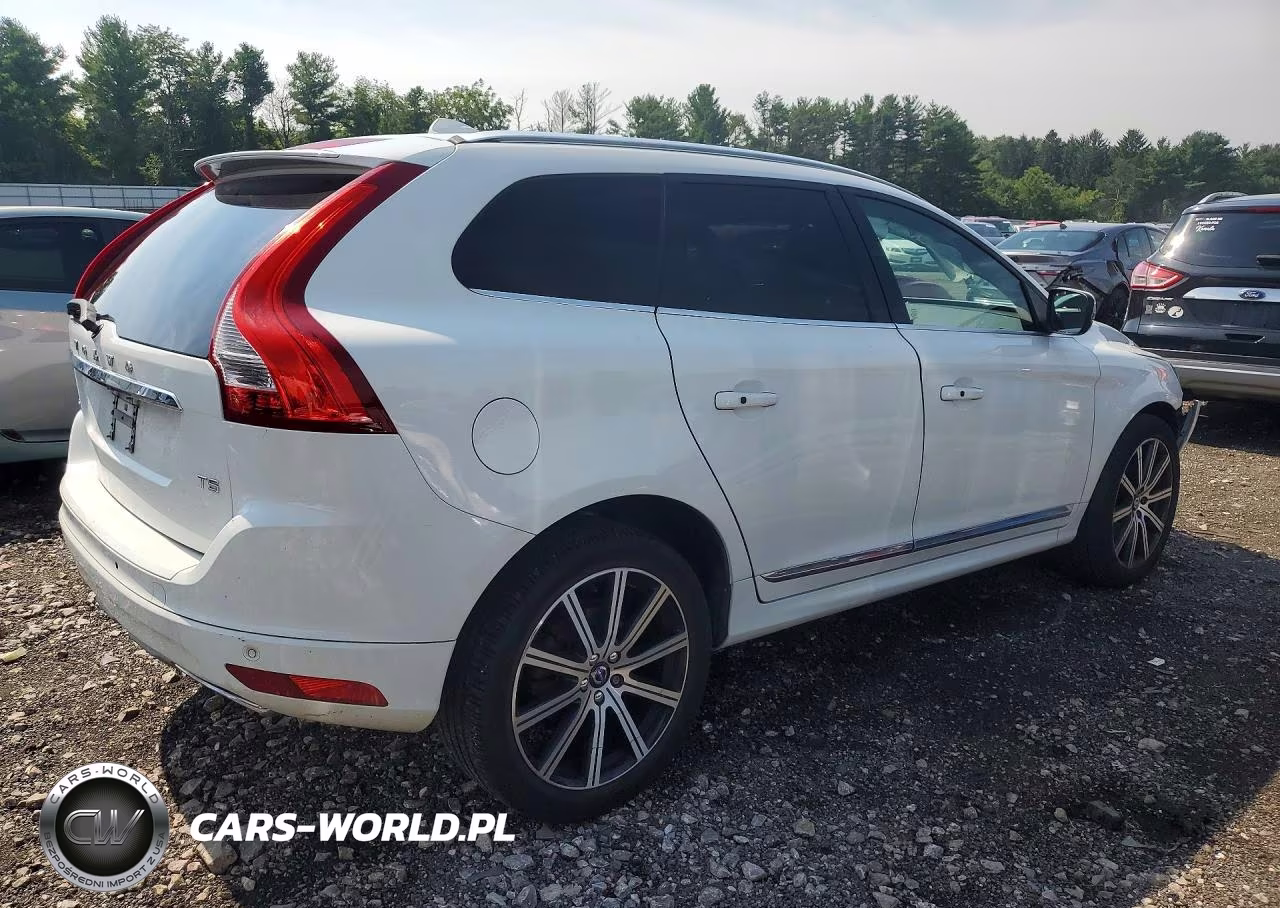 2016 Volvo Xc60 T5 Premier VIN:YV440MDK1G2789842 - 3