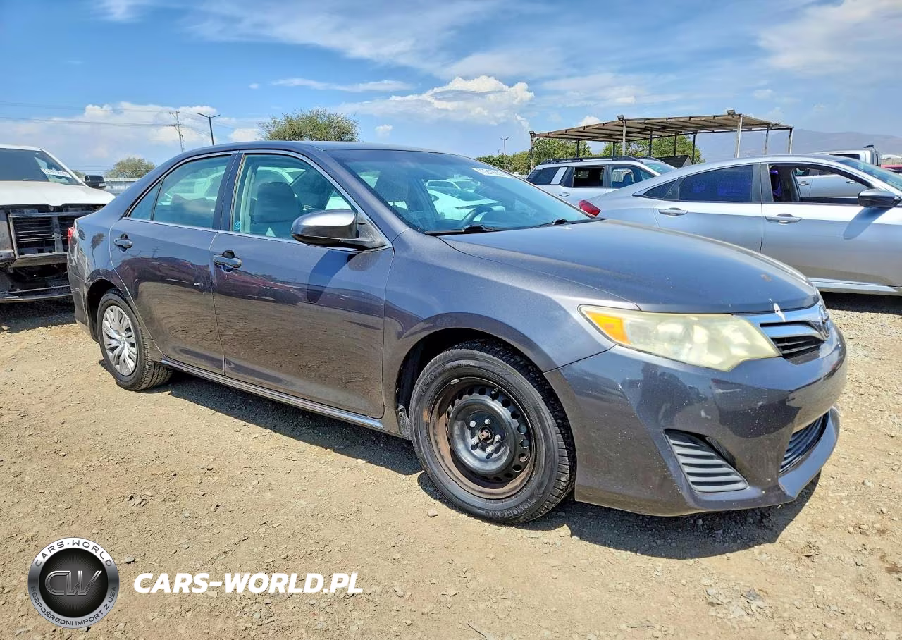 2013 Toyota Camry Le VIN:4T4BF1FK4DR316913 - 4