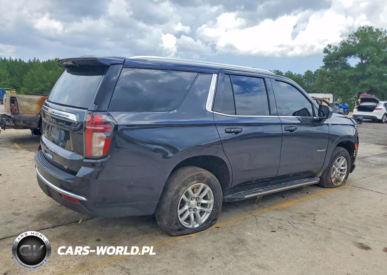 2023 Chevrolet Tahoe C1500 Lt VIN:1GNSCNKD9PR477925 - 3