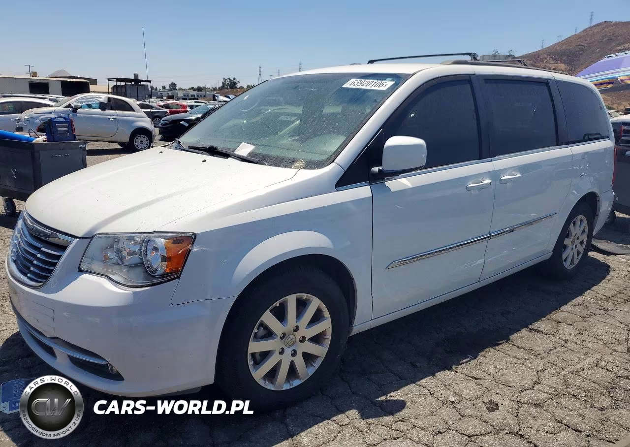 2016 Chrysler Town & Country Touring – zdjęcie 1 z 13