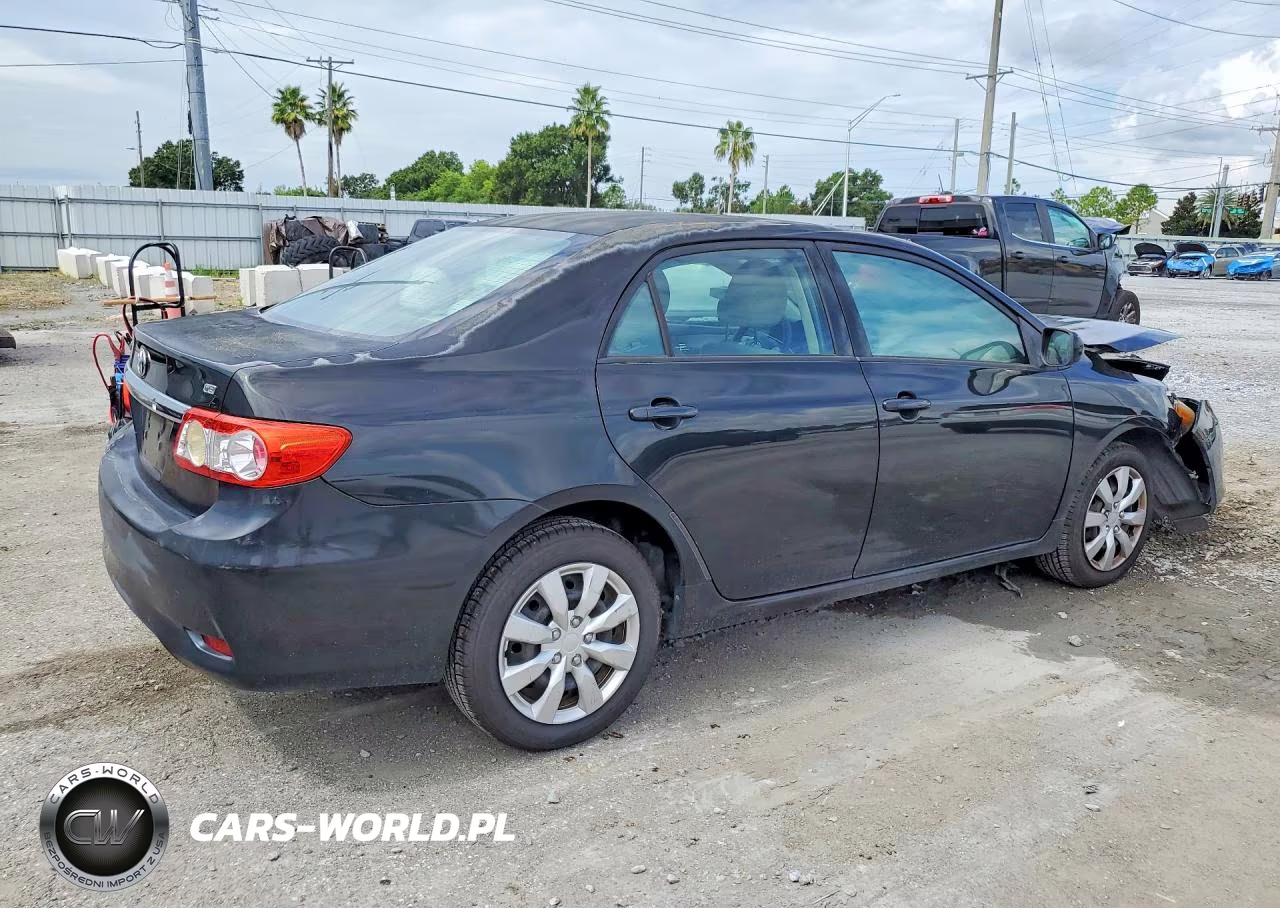 2012 Toyota Corolla Le VIN:2T1BU4EE4CC776800 - 3