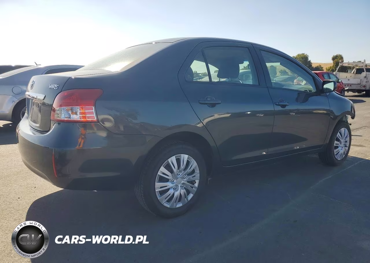 2010 Toyota Yaris Base VIN:JTDBT4K38A4063419 - 3